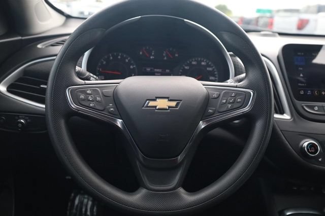 Used 2024 Chevrolet Malibu LT FWD image 7