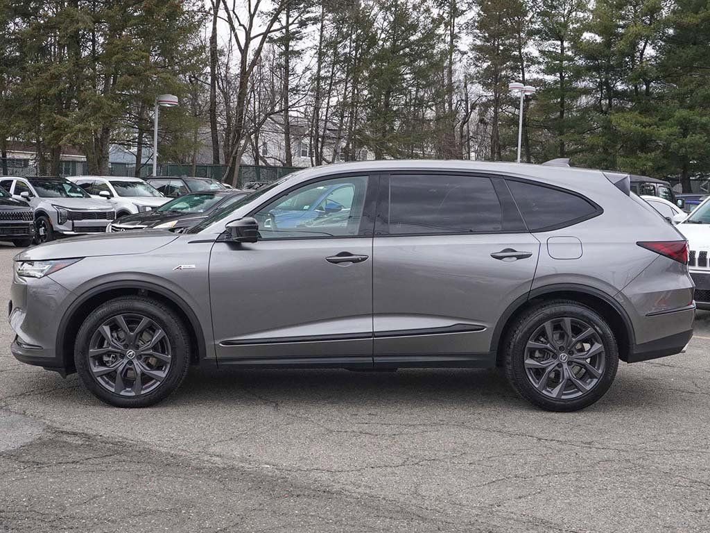 Used 2023 Acura MDX A-Spec image 16