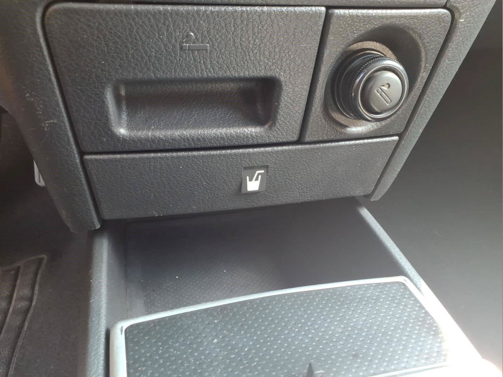 Used 2011 Chevrolet Aveo LT FWD image 25