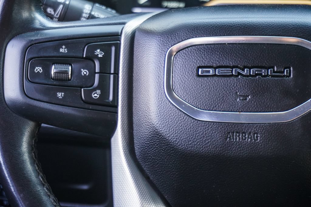Used 2023 GMC Yukon Denali AWD/4WD image 17