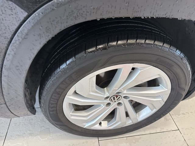 Used 2023 Volkswagen Atlas SE w/ Panoramic Sunroof Package FWD image 14