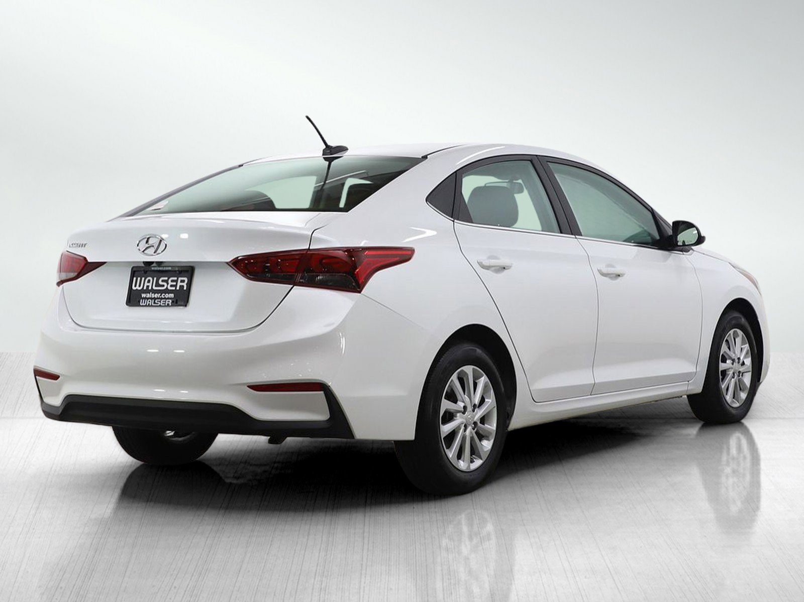 Used 2022 Hyundai Accent SEL image 5