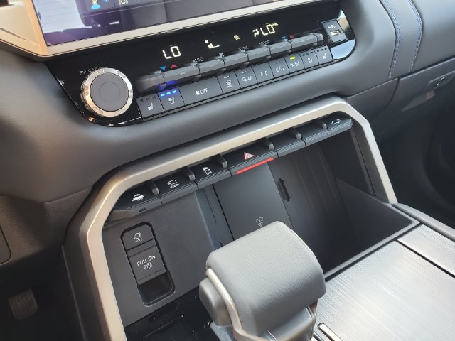 New 2026 Toyota Tundra Platinum AWD/4WD image 31