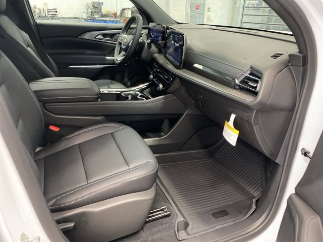 New 2026 Chevrolet Traverse LT w/ LPO, Floor Liner Package image 33