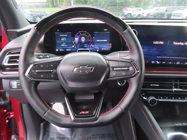 Used 2025 Chevrolet Traverse RS w/ LPO, Floor Liner Package AWD/4WD image 19