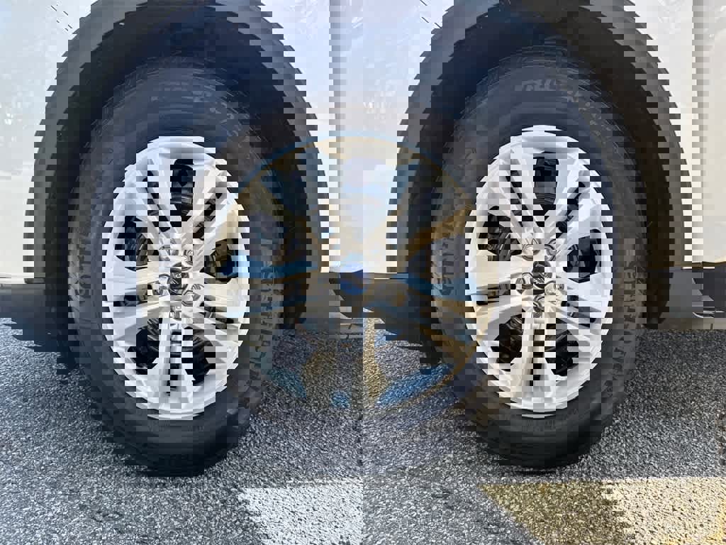 Used 2021 Ford Escape S image 9