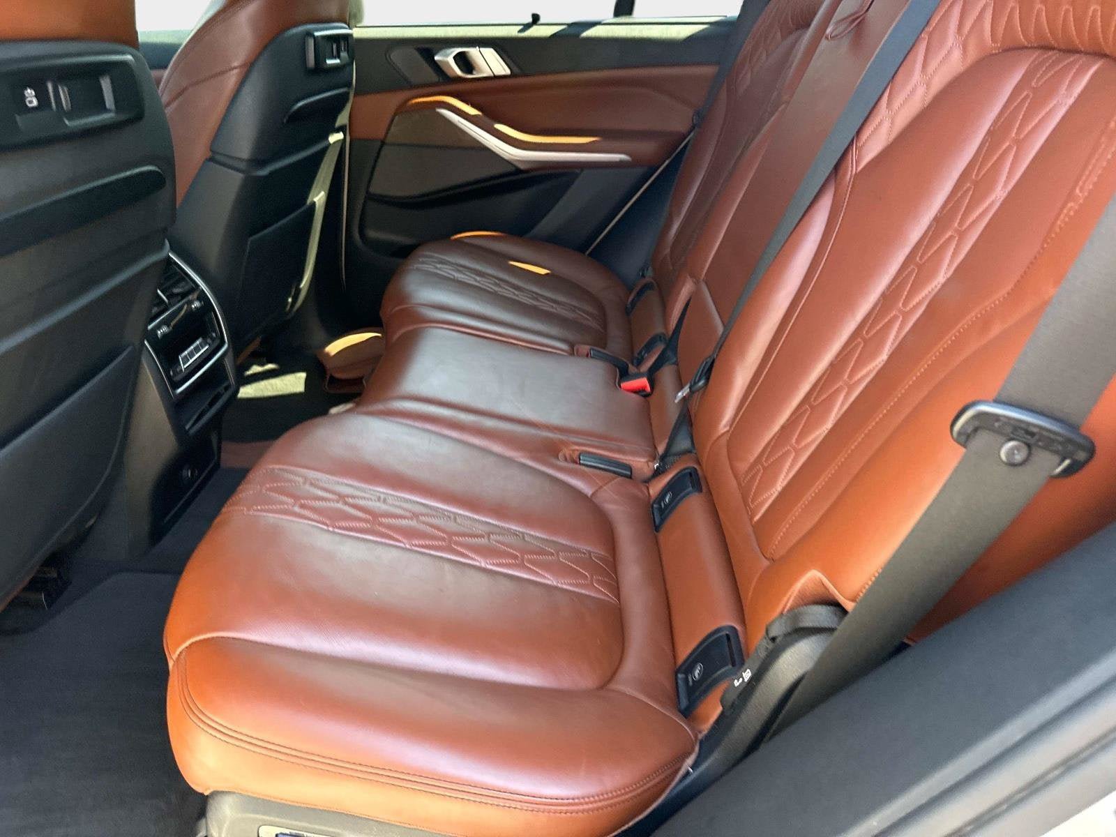 Used 2019 BMW X5 xDrive40i w/ M Sport Package AWD/4WD image 14