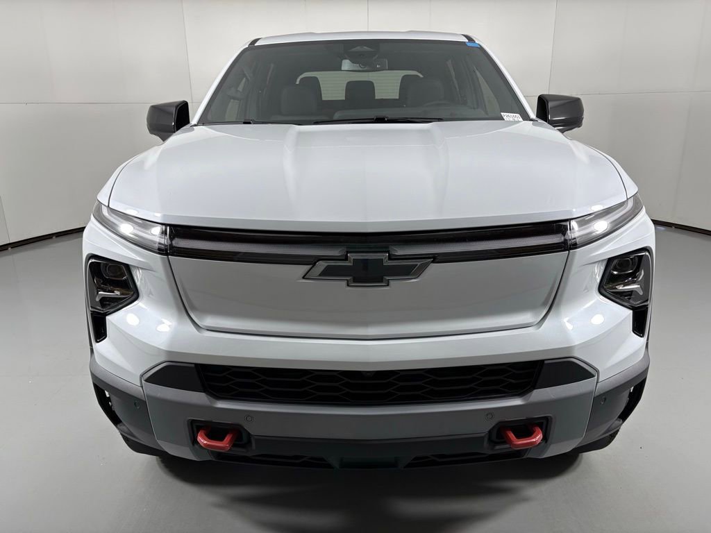 New 2026 Chevrolet Silverado EV Trail Boss image 4