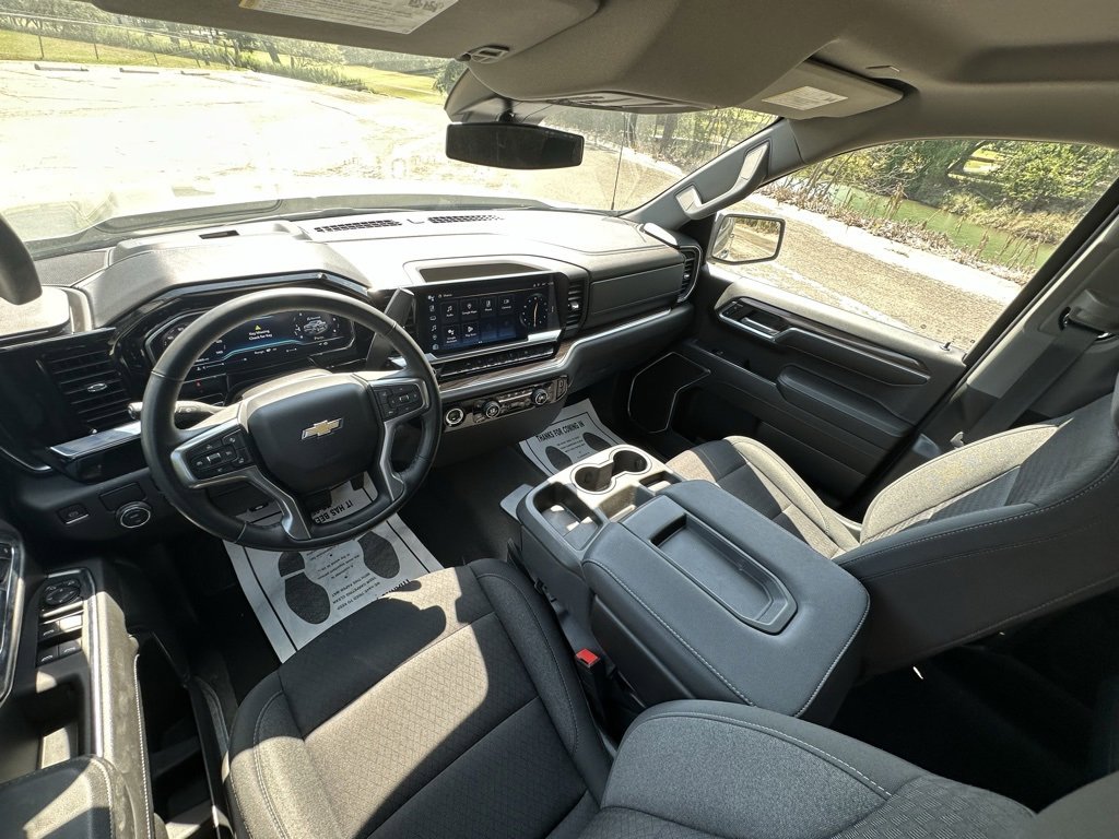Used 2023 Chevrolet Silverado 1500 LT image 18