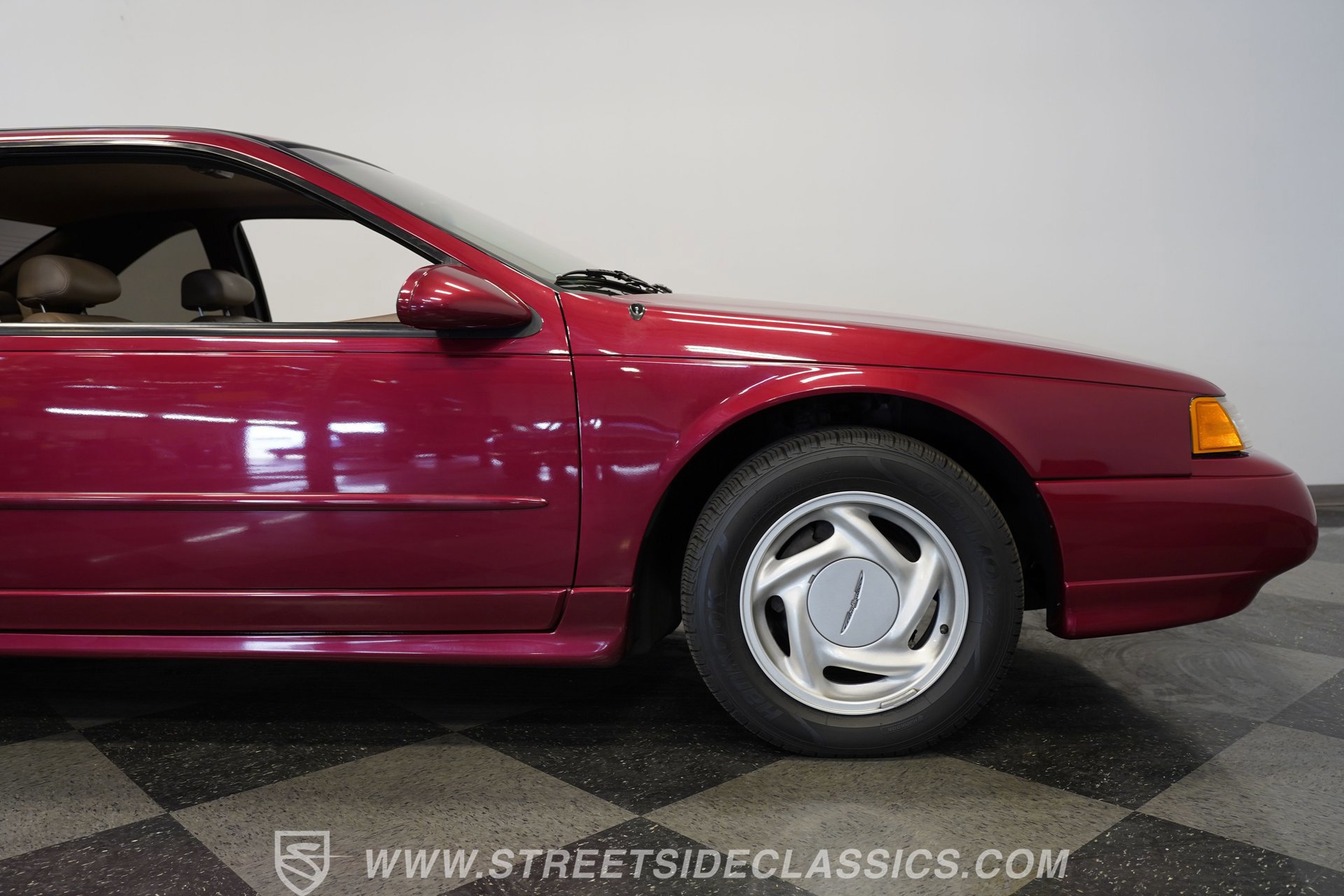 Used 1995 Ford Thunderbird Super RWD image 34