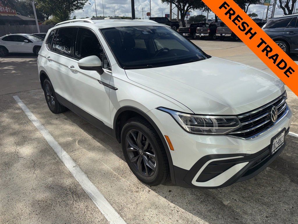 Used 2023 Volkswagen Tiguan SE