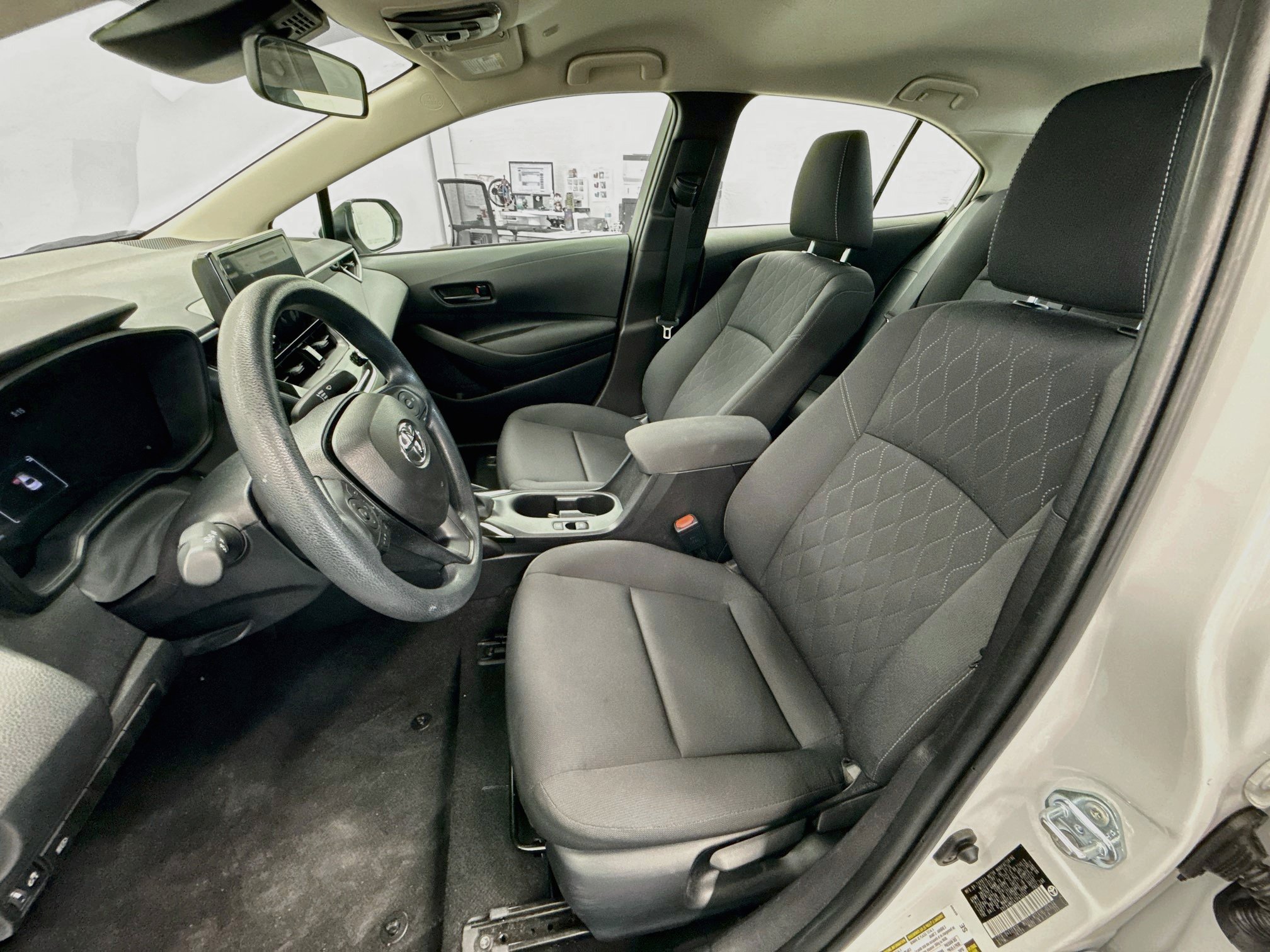 Used 2026 Toyota Corolla LE FWD image 13