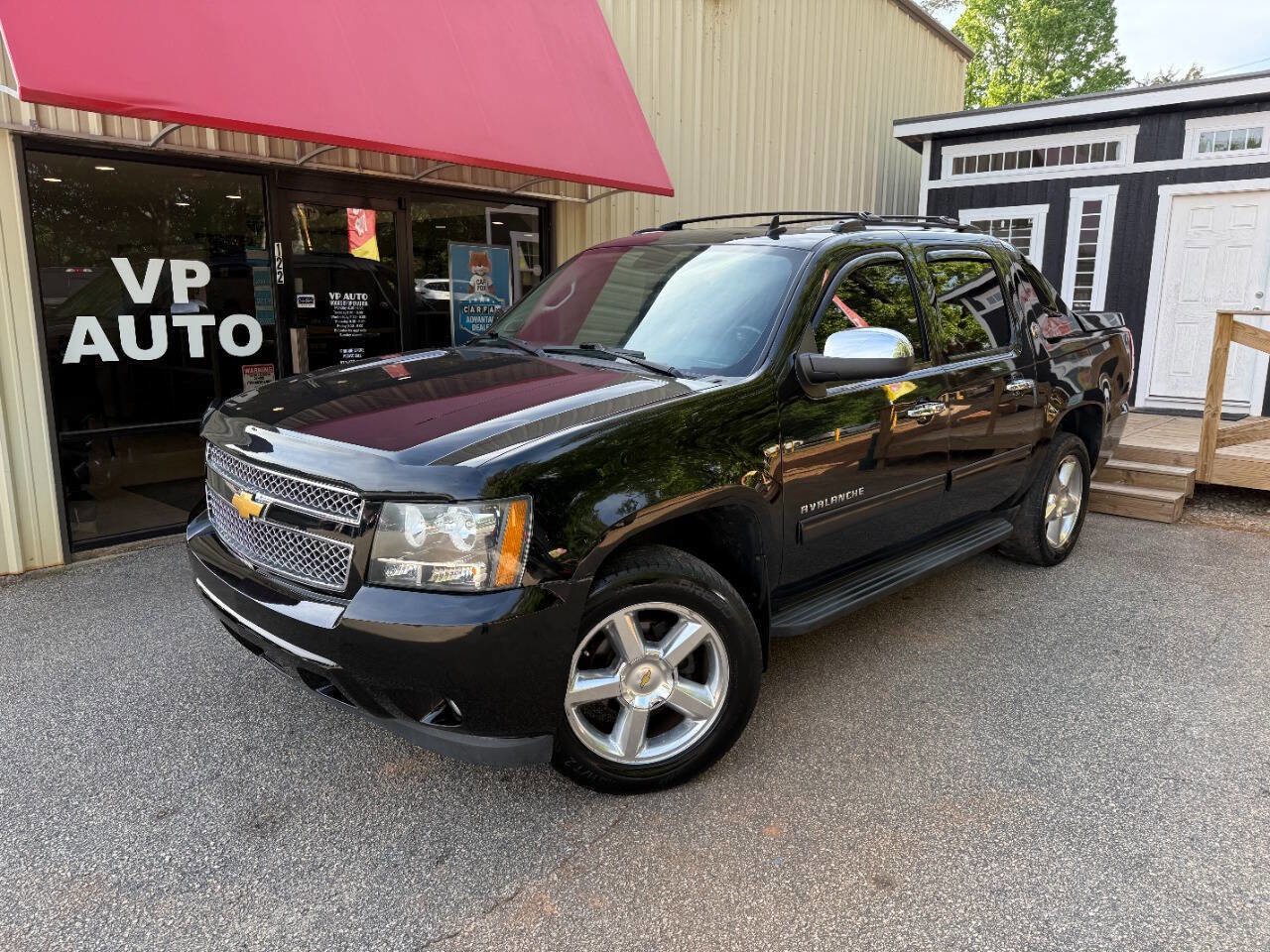 Used 2013 Chevrolet Avalanche LT w/ All-Star Edition AWD/4WD image 1