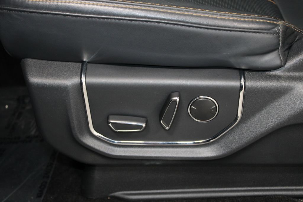 Used 2023 Ford Expedition Max Platinum AWD/4WD image 24