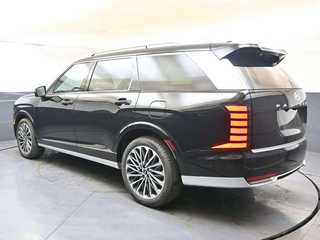 Used 2026 Hyundai Palisade Calligraphy AWD/4WD image 3