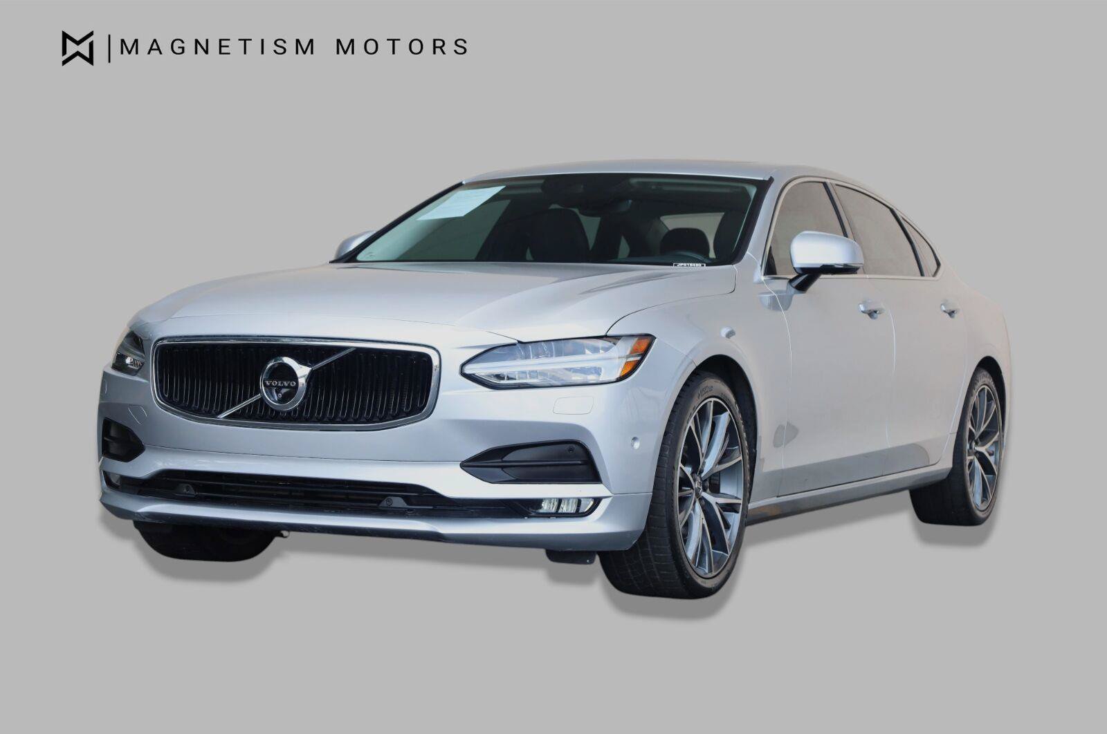 Used 2018 Volvo S90 T5 Momentum w/ Convenience Package FWD image 5