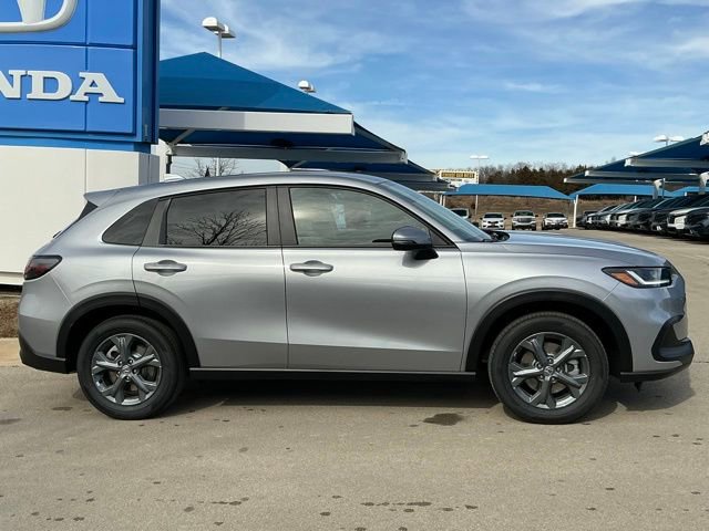 New 2026 Honda HR-V LX image 2