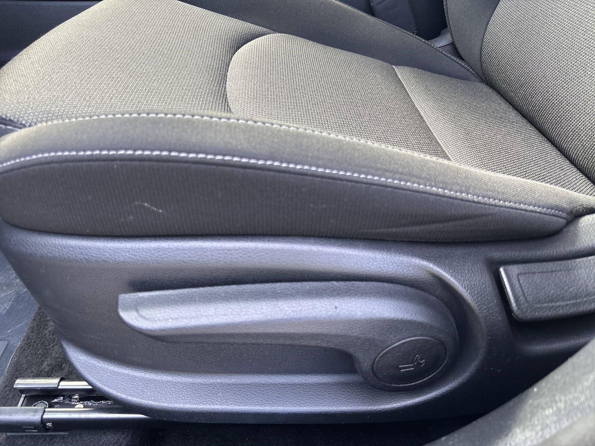 Used 2023 Kia Forte LX FWD image 14