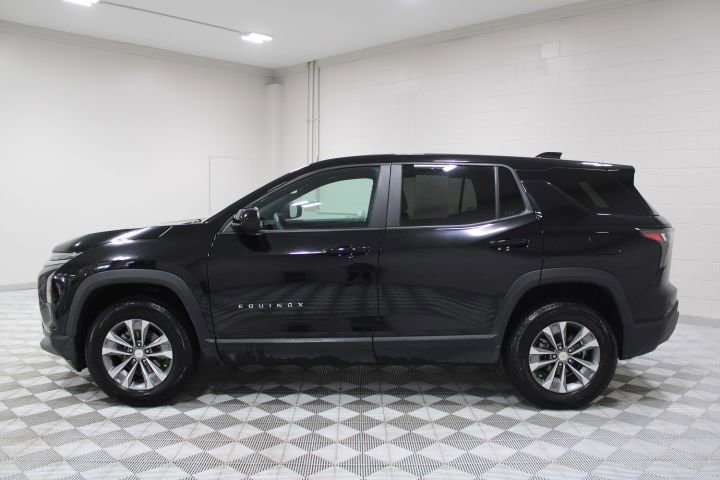 Used 2025 Chevrolet Equinox LT image 8