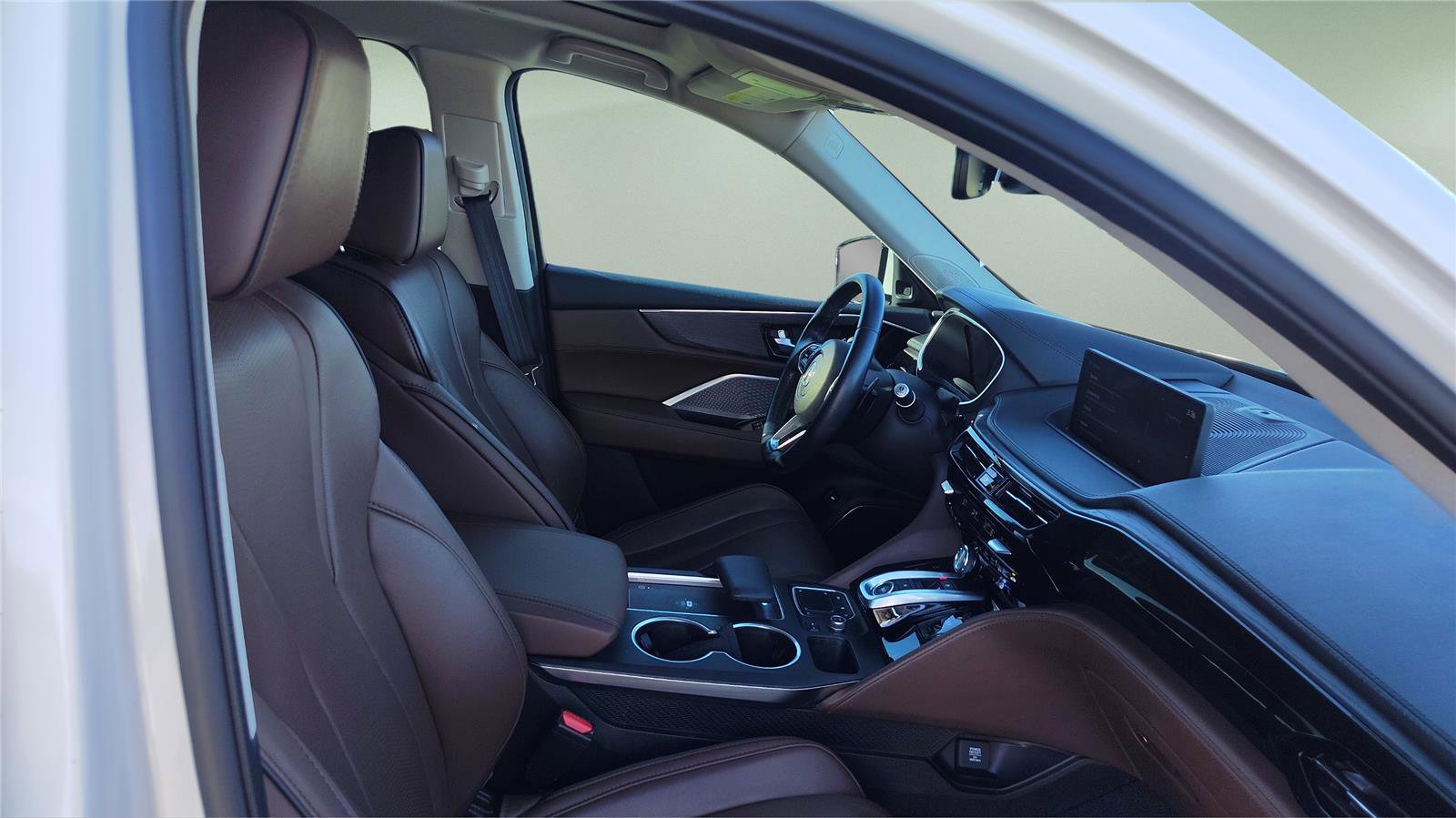 Certified 2023 Acura MDX SH-AWD w/ Advance Package image 11