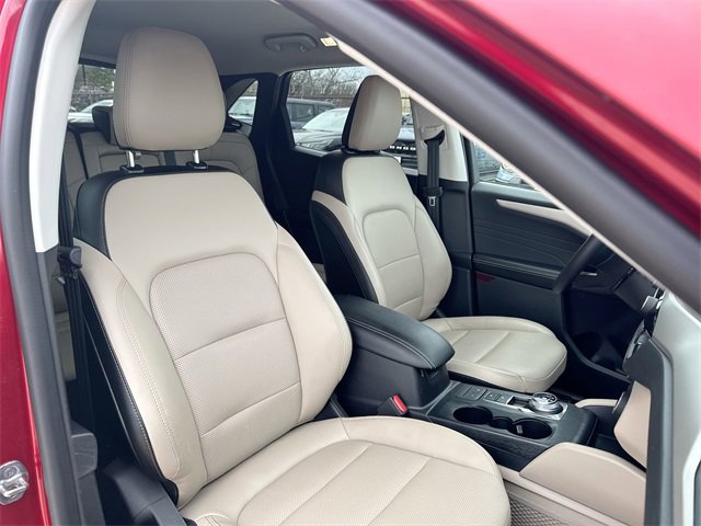 Used 2022 Ford Escape SEL image 31