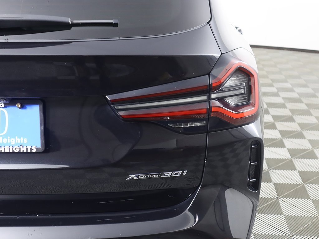 Used 2022 BMW X3 xDrive30i w/ Premium Package Essential image 17