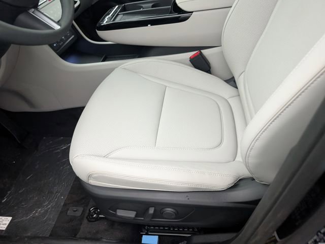 New 2026 Hyundai Tucson Limited image 24