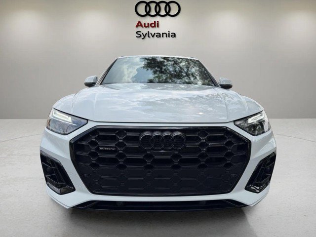 Certified 2025 Audi Q5 e Premium Plus w/ Premium Plus Package AWD/4WD image 2