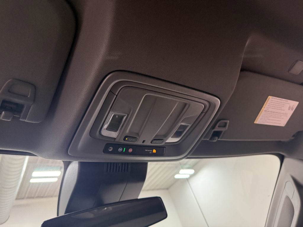 Used 2023 Chevrolet Silverado 1500 Custom image 83