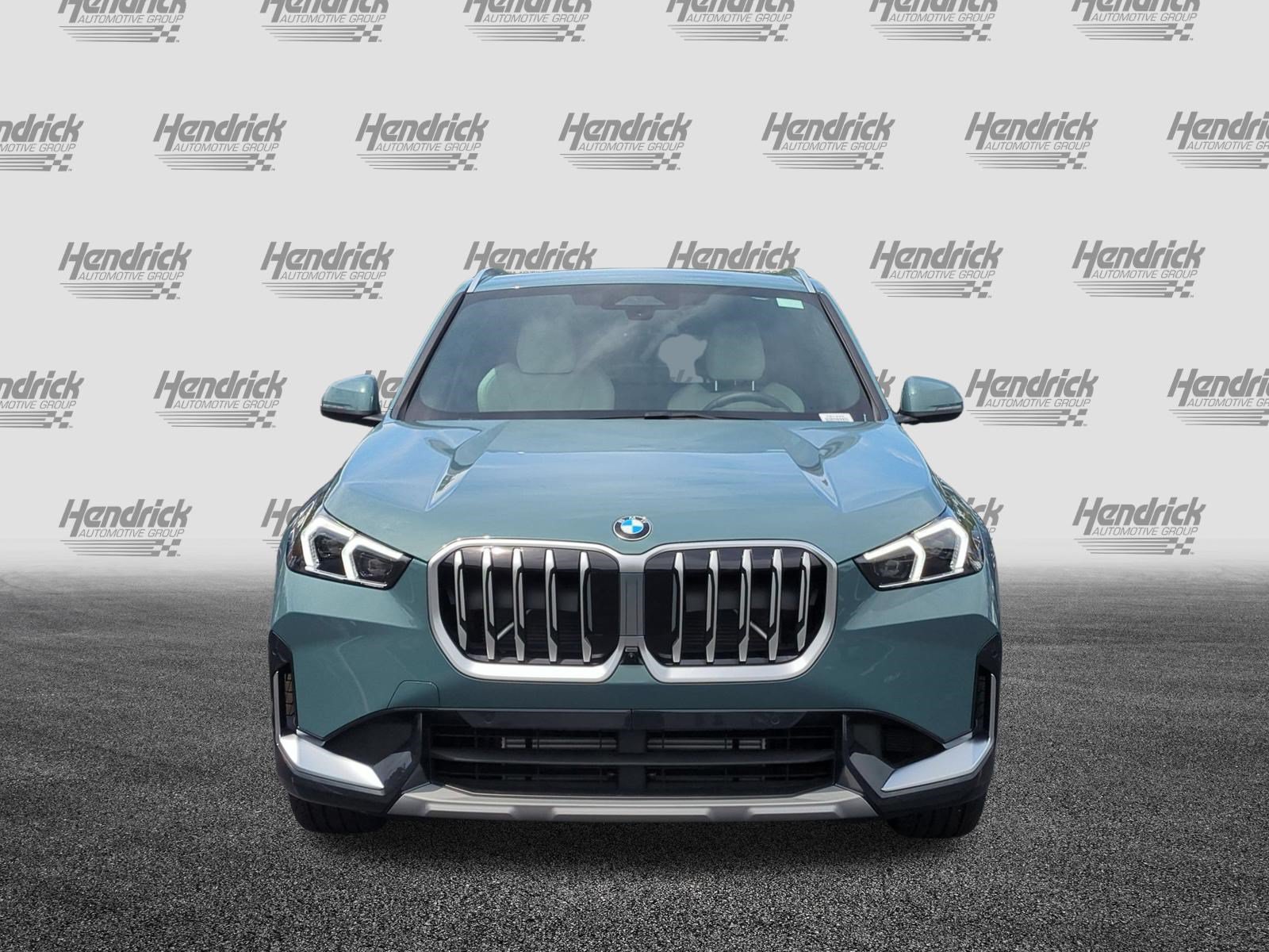 Used 2026 BMW X1 xDrive28i w/ Technology Package AWD/4WD image 3