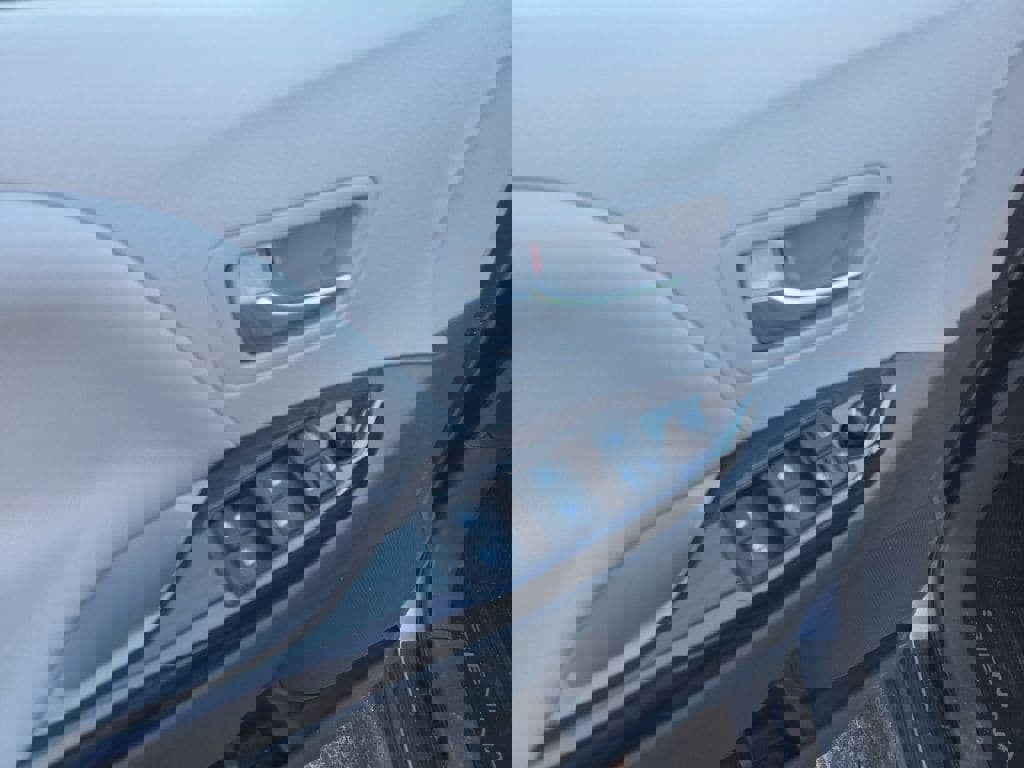 Used 2019 Toyota Sienna XLE w/ XLE Navigation Package image 16