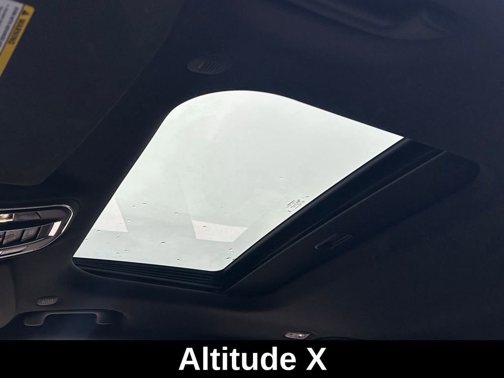 Certified 2024 Jeep Grand Cherokee Altitude image 20