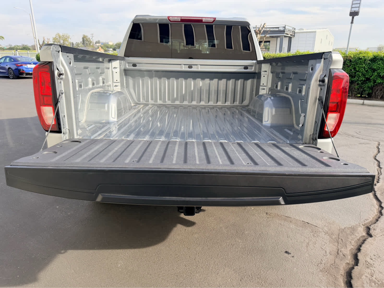 Used 2024 GMC Sierra 1500 Elevation w/ LPO, Elevation Black Package image 5