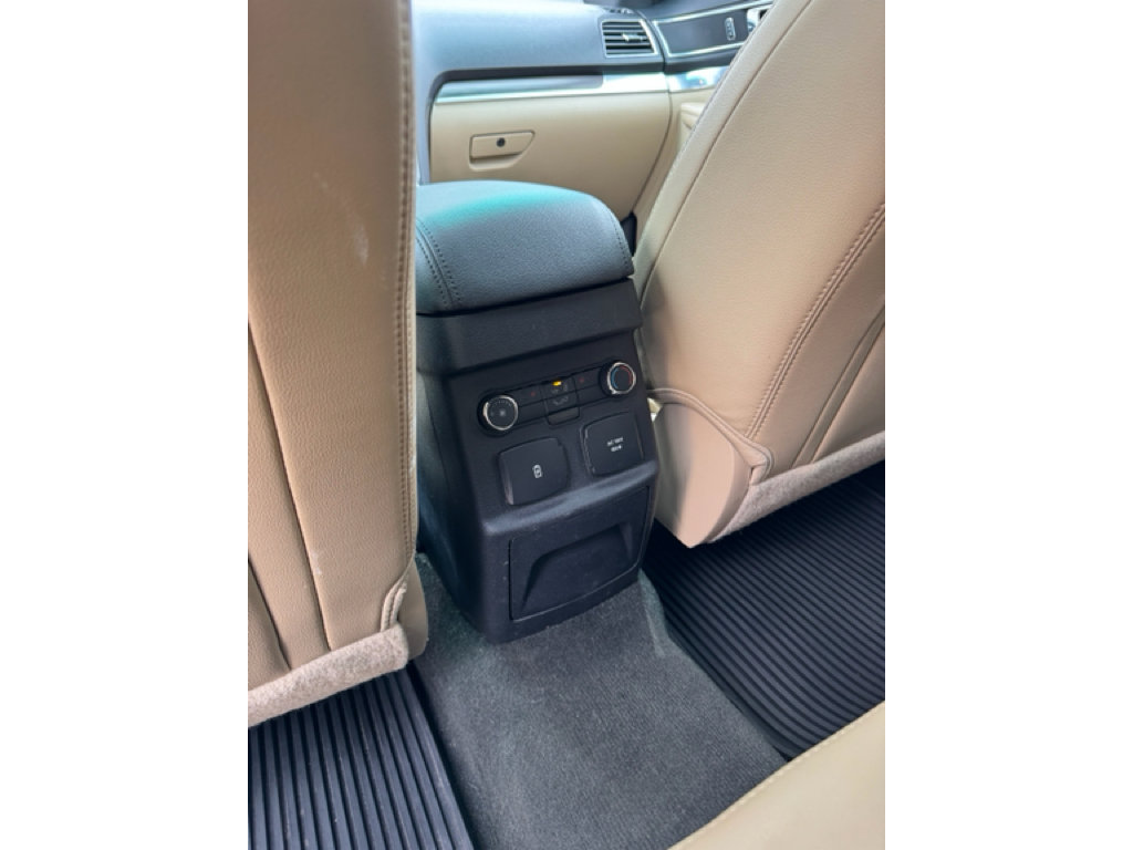 Used 2016 Ford Explorer Limited w/ Class II Trailer Tow Package image 12