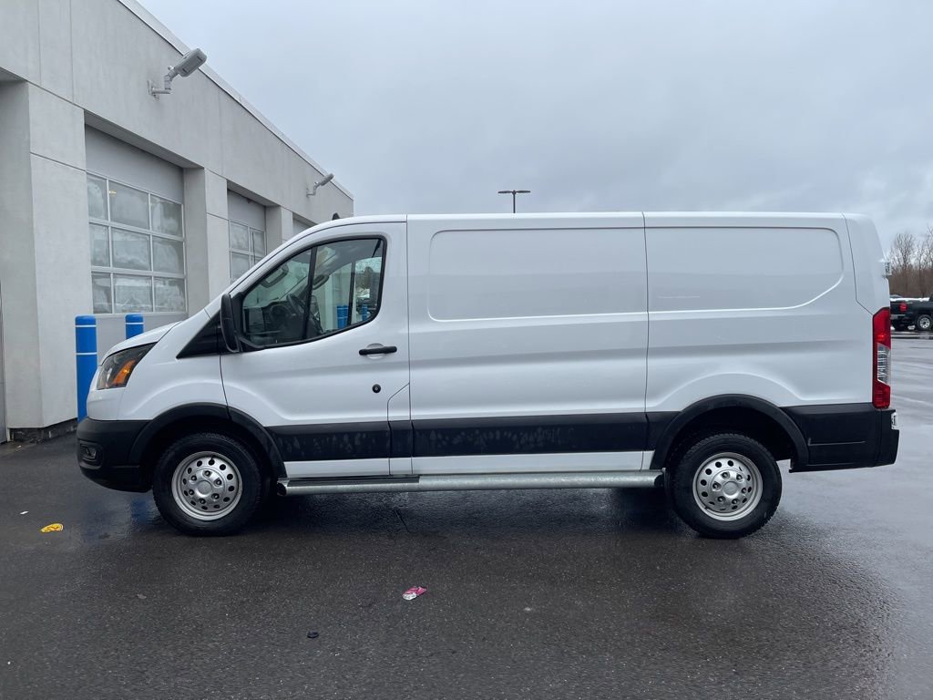 Used 2023 Ford Transit 250 Low Roof AWD w/ Exterior Upgrade Package image 3