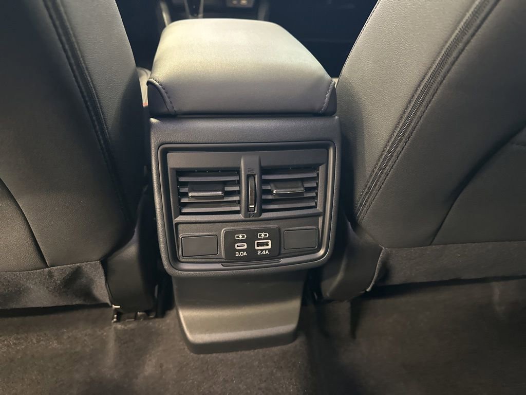 Used 2026 Subaru Outback Premium AWD/4WD image 26