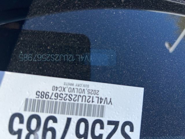 New 2025 Volvo XC40 B5 Core w/ Protection Package Premier image 10