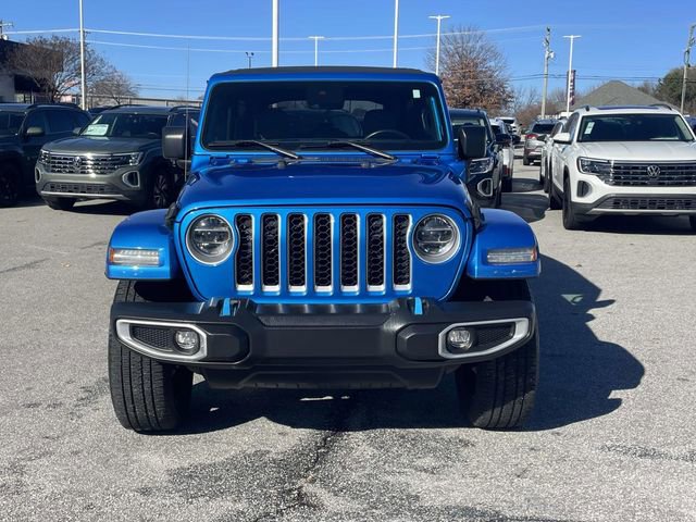 Used 2022 Jeep Wrangler Unlimited Sahara w/ Cold Weather Group video 2