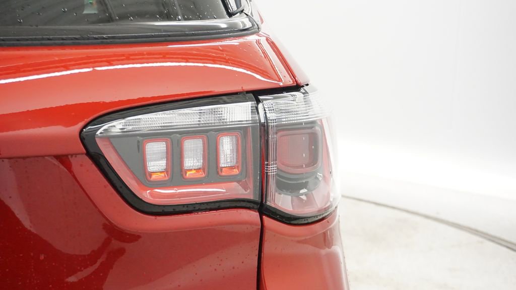 New 2026 Jeep Compass Limited image 19