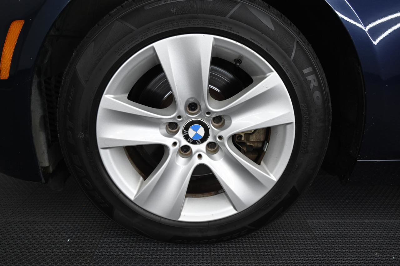 Used 2013 BMW 528i xDrive Sedan AWD/4WD image 41