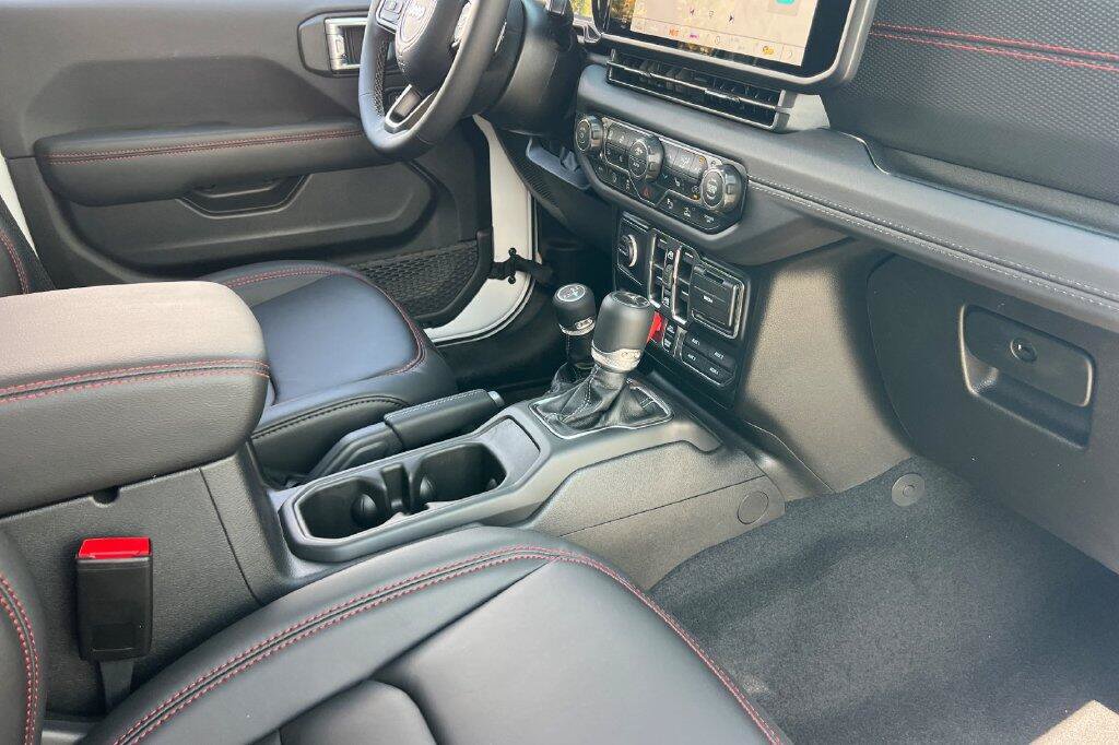 New 2026 Jeep Gladiator Rubicon AWD/4WD image 15