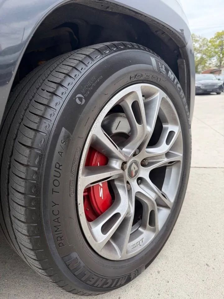 Used 2015 Jeep Grand Cherokee SRT w/ Trailer Tow Group IV AWD/4WD image 10