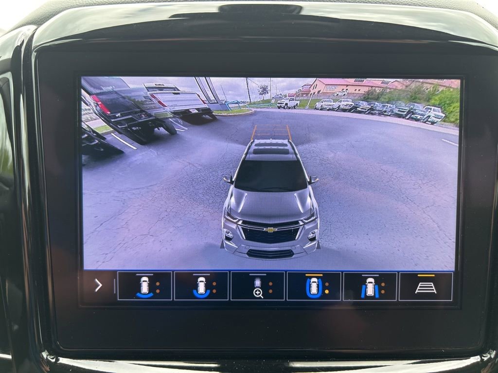 Used 2021 Chevrolet Traverse LT w/ LT Premium Package FWD image 36