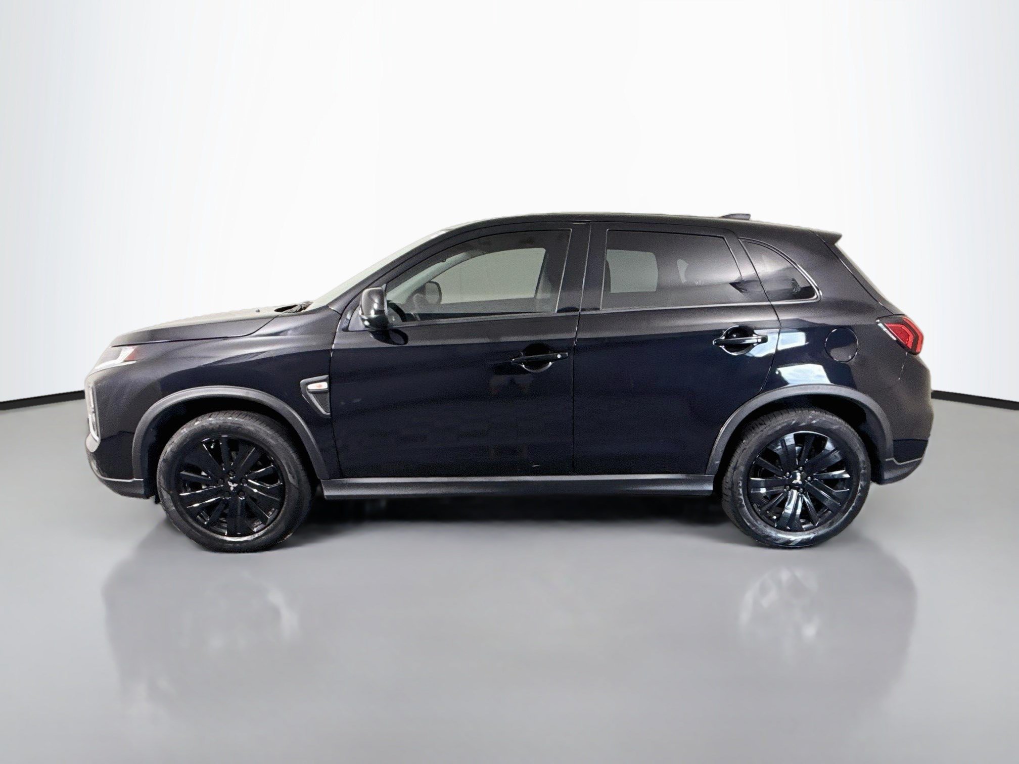 Used 2024 Mitsubishi Outlander Sport LE AWD/4WD image 6