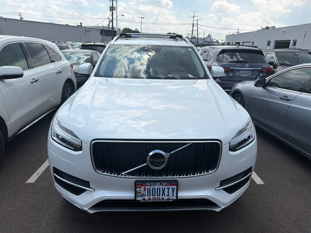 Used 2016 Volvo XC90 T6 Momentum w/ Momentum Plus Package AWD/4WD image 2