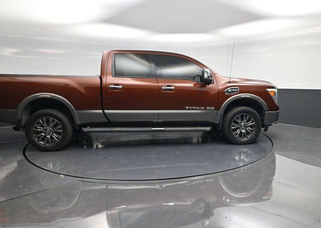 Used 2016 Nissan Titan Platinum Reserve image 2