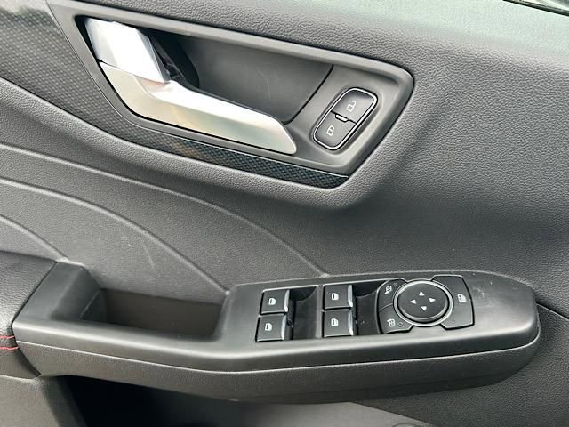 New 2025 Ford Escape ST-Line w/ Tech Pack #1 image 22
