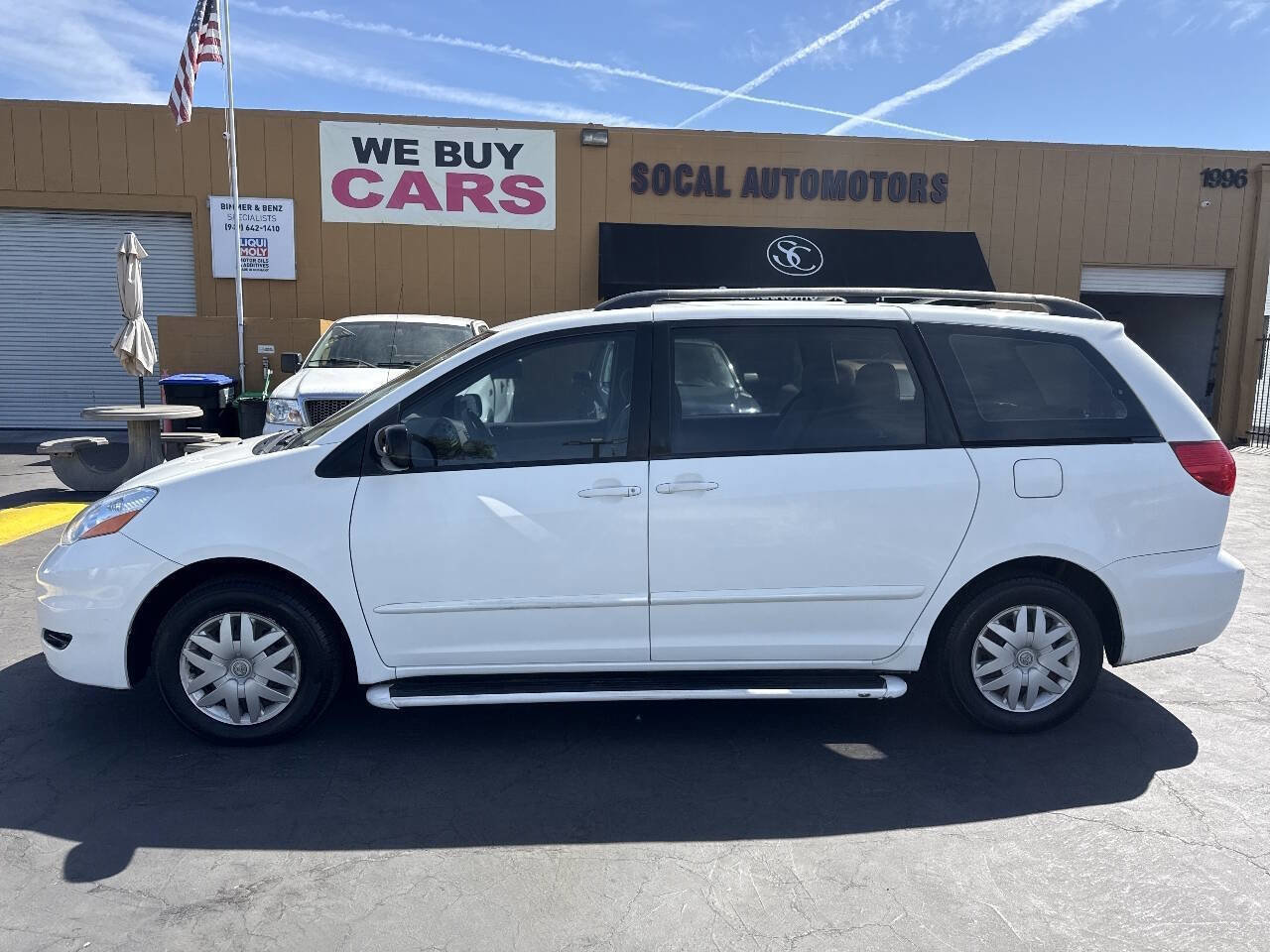 Used 2006 Toyota Sienna CE FWD image 2