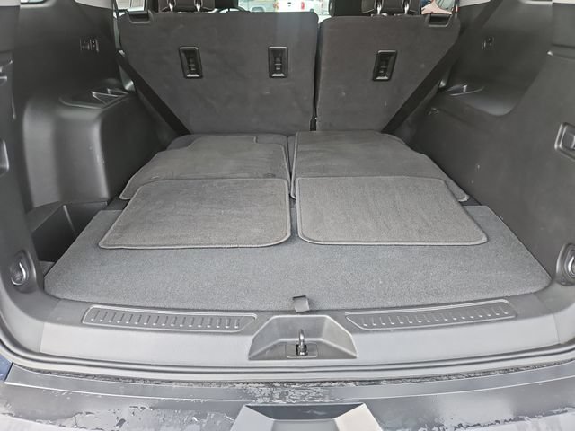 Used 2017 GMC Acadia SLE FWD image 23