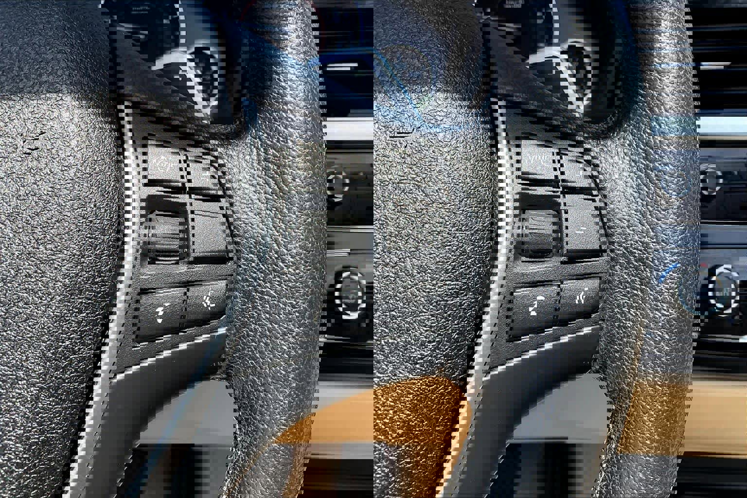 Used 2016 BMW 435i xDrive Convertible image 24